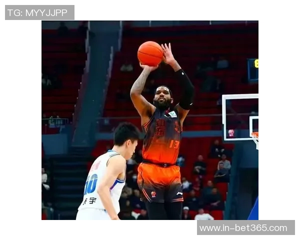 鲍威尔强调防守重要性称之前战术有所偏离需重回正轨